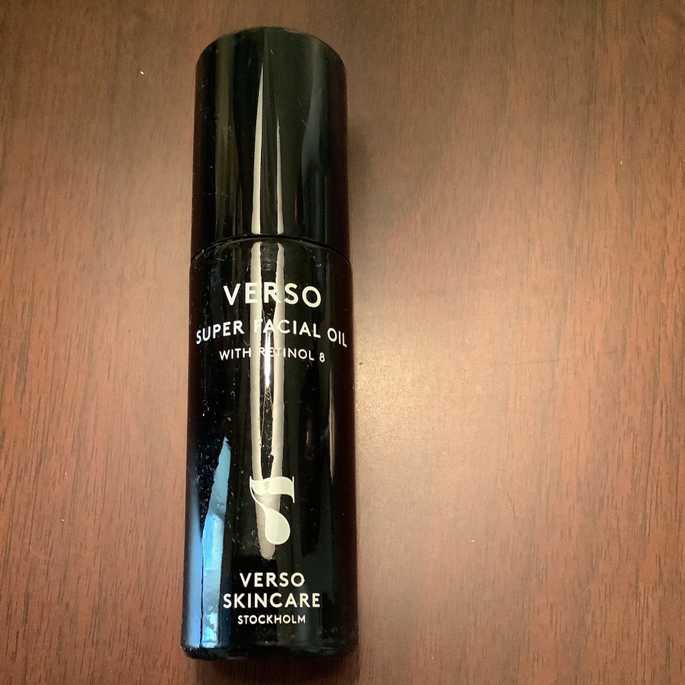 VERSO Super Facial oil w/ Retinol 8 30ml - NEW